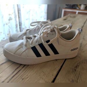 Women's Adidas Neo Pace Shoes